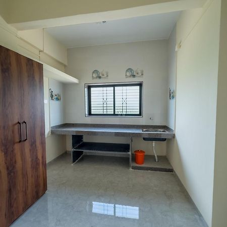 Punekar Bhavan Akalkot Extérieur photo