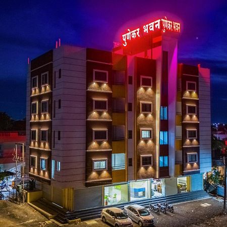 Punekar Bhavan Akalkot Extérieur photo